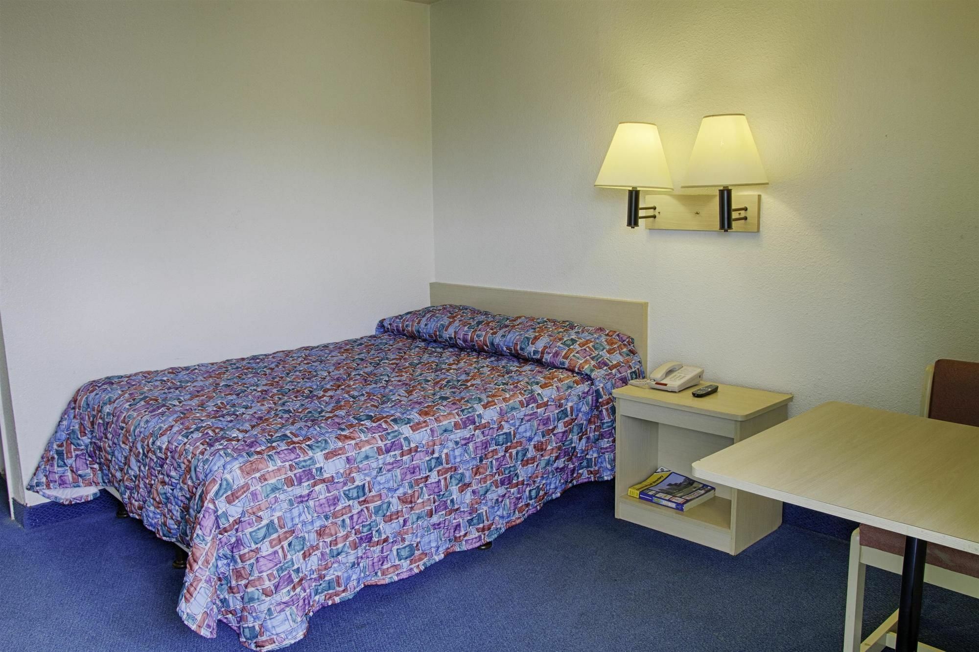 Super 8 By Wyndham Florence Buitenkant foto